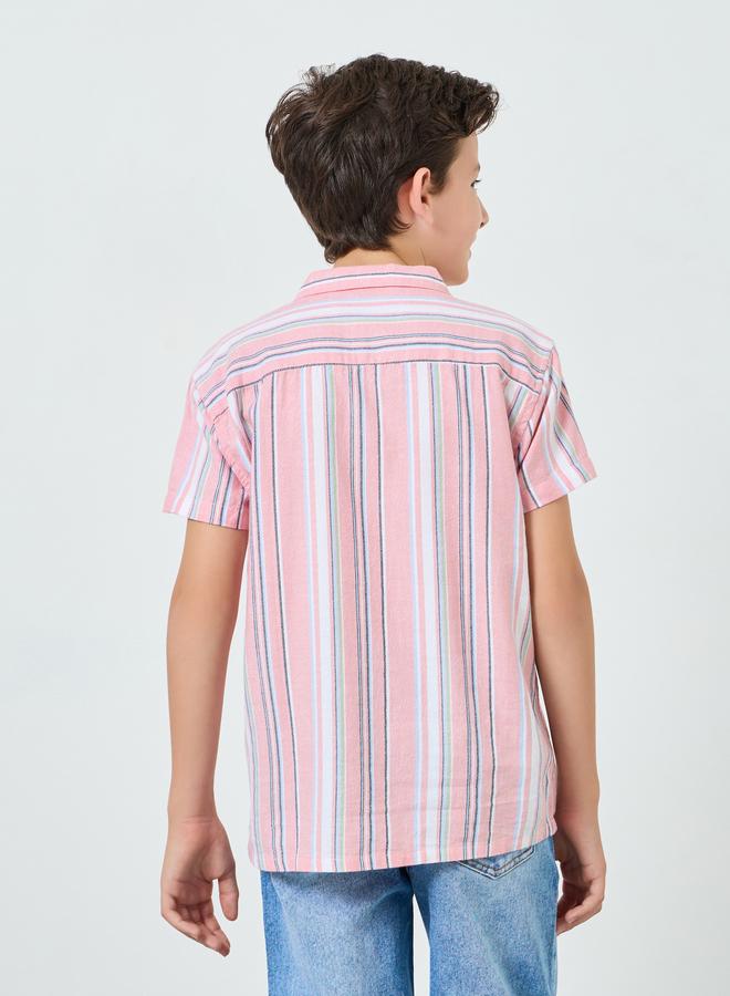 ستايلي قميص أولادي مخطط بلون خوخي بنمط ريزورت - Image 3